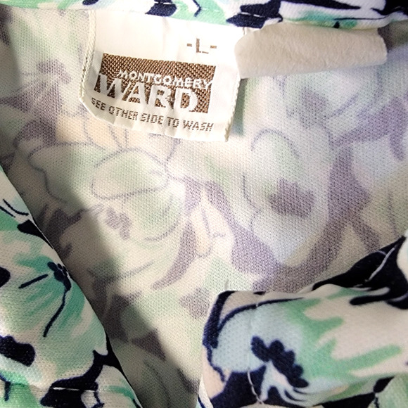 Vintage Women’s Polyester Floral Montgomery Ward Collared Shirt - Picture 3 of 3